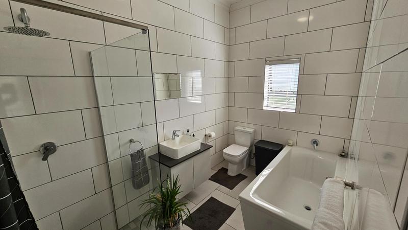 4 Bedroom Property for Sale in Dwarskersbos Western Cape
